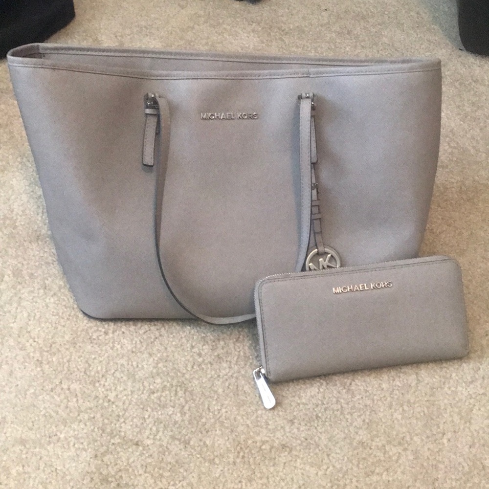 Micheal Kors Purse and Wallet Duo